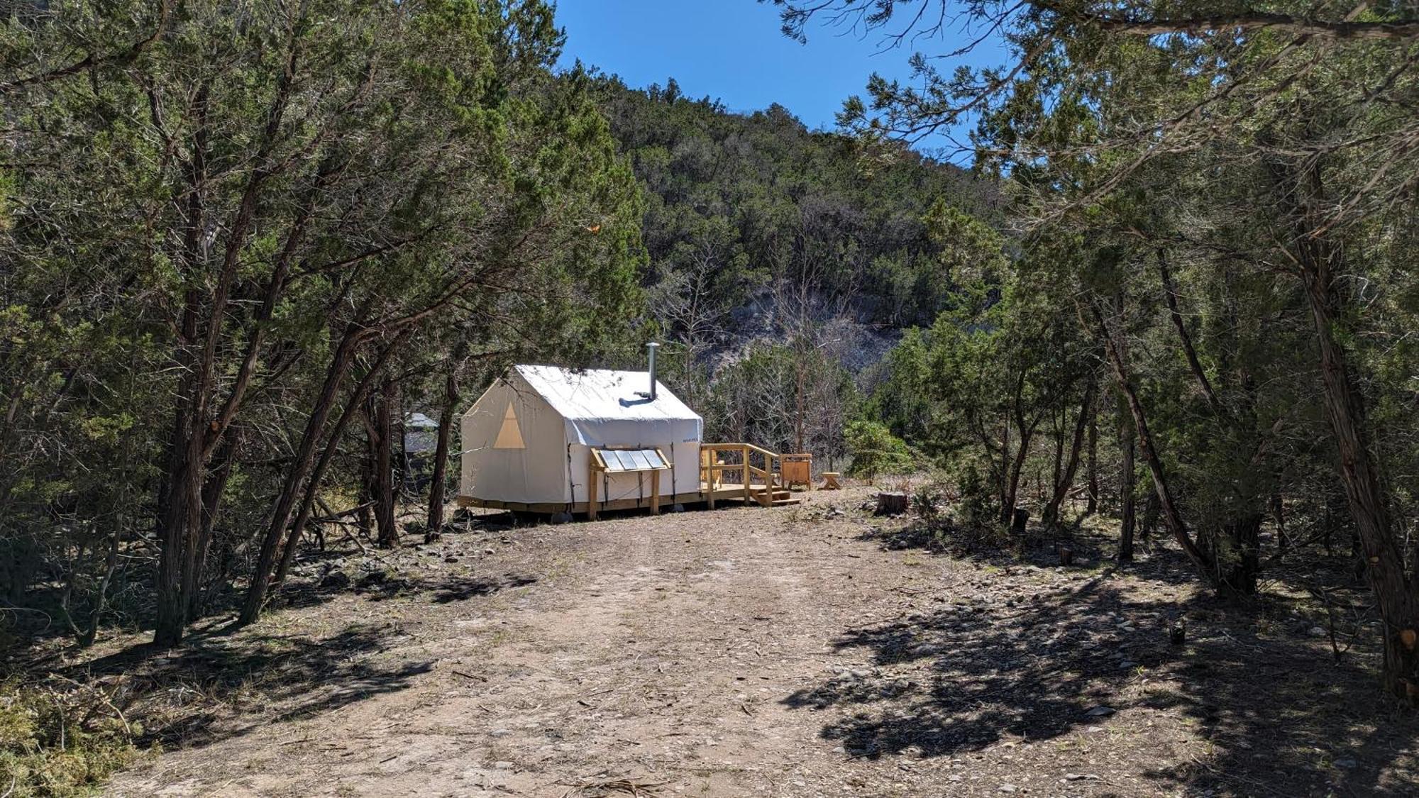 A Peace Of Heaven Cabins And Rv Vanderpool Exteriör bild